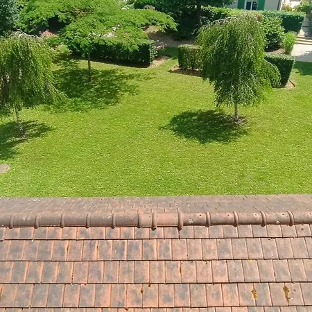 Entier Avec Balcon A Disneyland 6 Personnes, 2 Chambres, Wifi, Netflix *